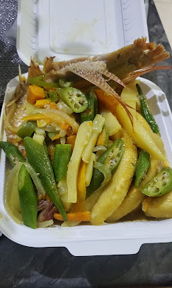 Steamed fish with okra and ground provisions